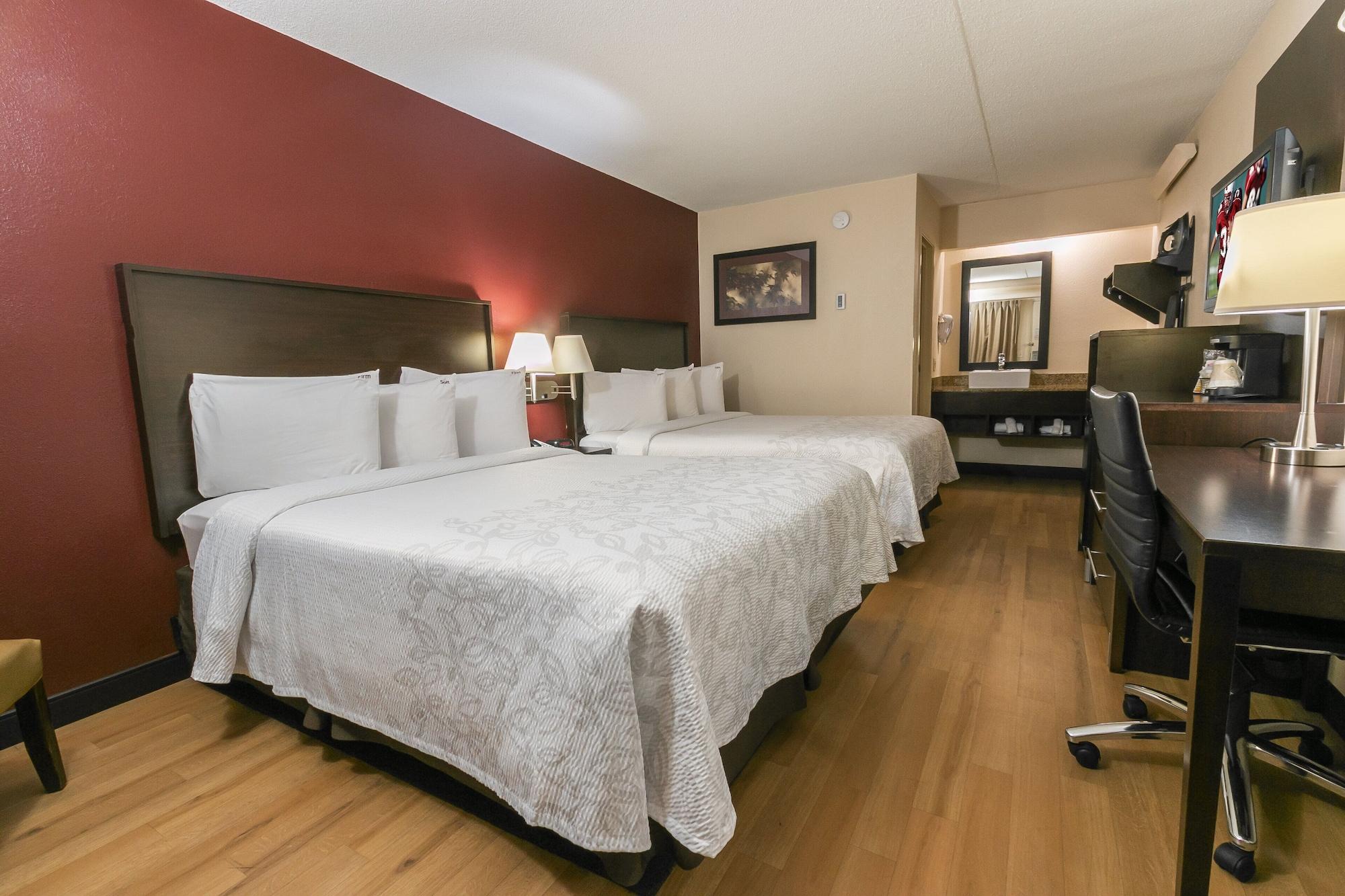 Red Roof Inn Plus+ Nashville Fairgrounds Ngoại thất bức ảnh