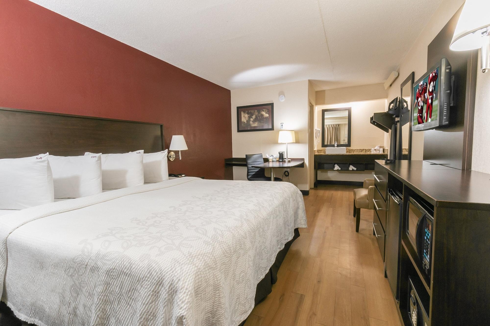 Red Roof Inn Plus+ Nashville Fairgrounds Ngoại thất bức ảnh