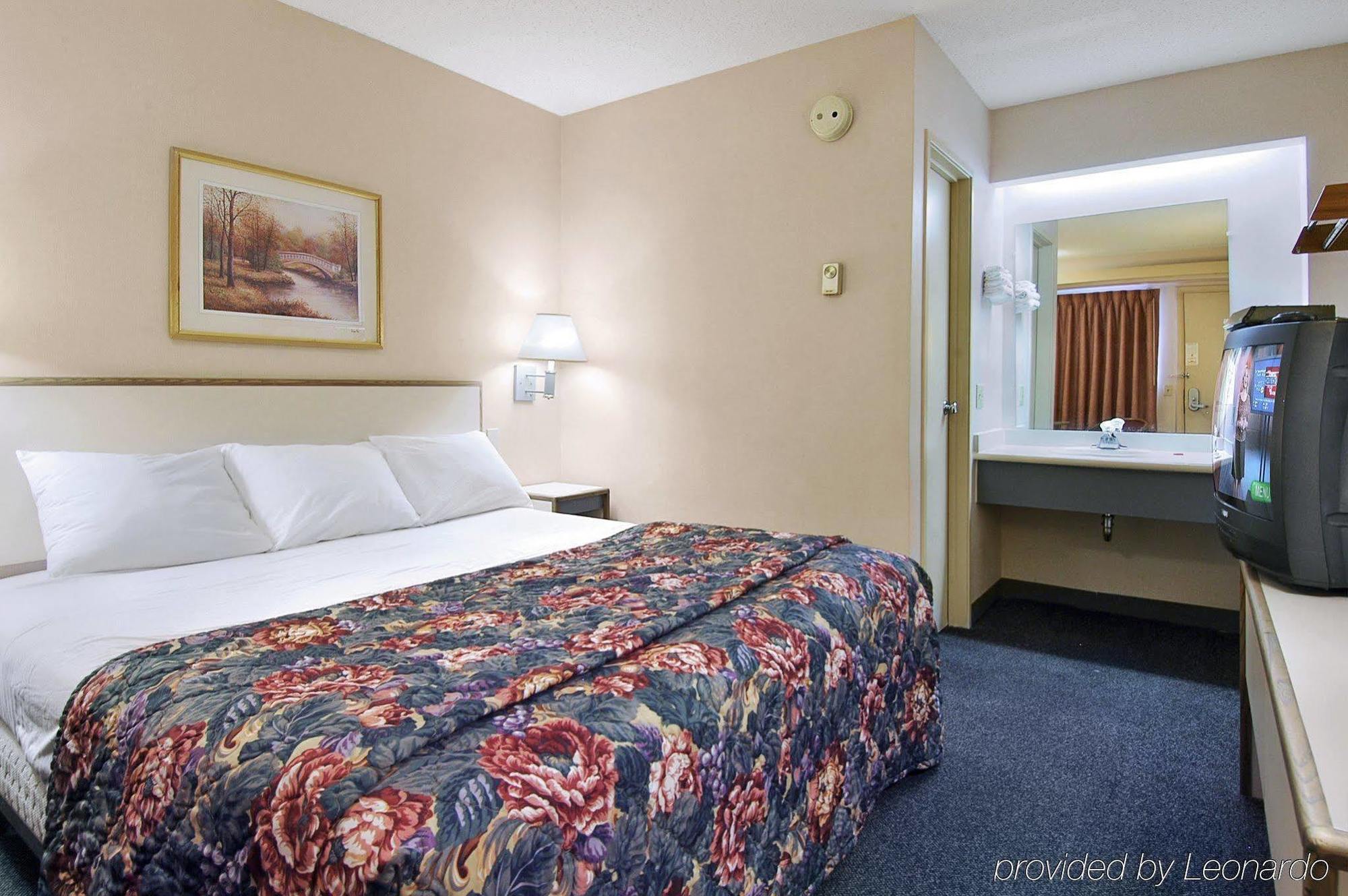 Red Roof Inn Plus+ Nashville Fairgrounds Ngoại thất bức ảnh